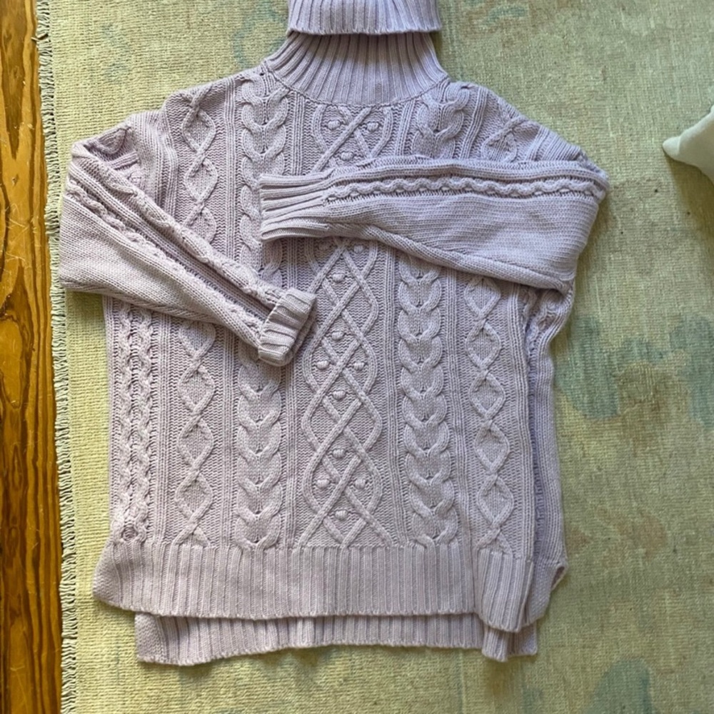 Tuckernuck sweater